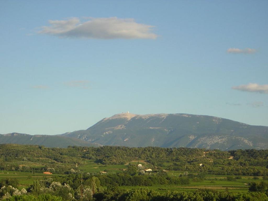 Le Mas De L'Amandier Saint-Saturnin-lès-Avignon Buitenkant foto